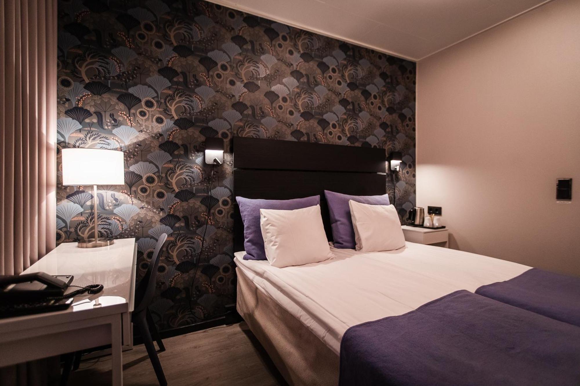 Hotel Aakenus Рованиеми Экстерьер фото