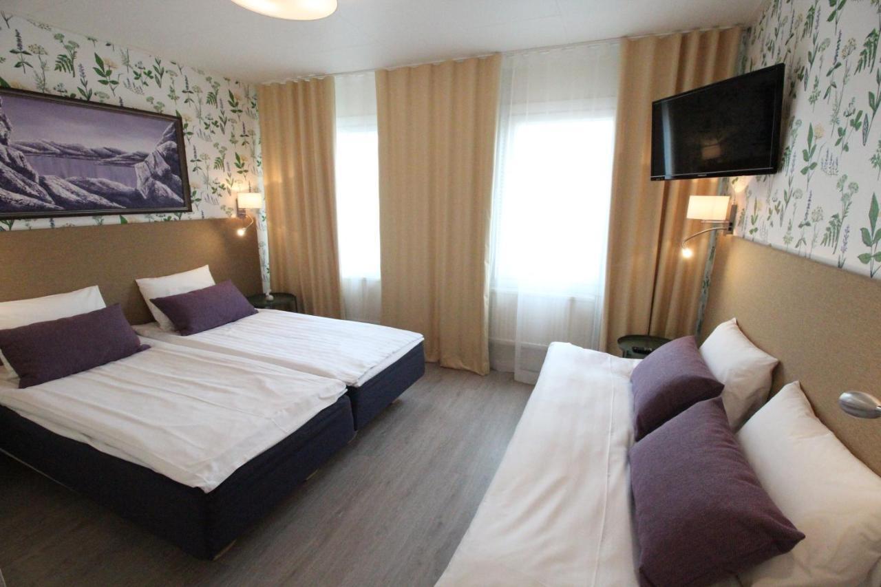 Hotel Aakenus Рованиеми Экстерьер фото