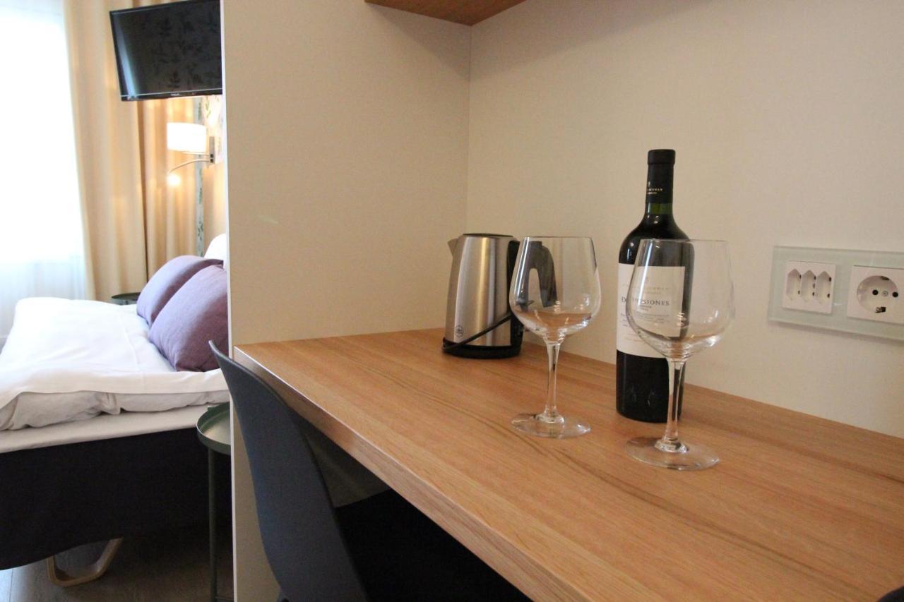 Hotel Aakenus Рованиеми Экстерьер фото